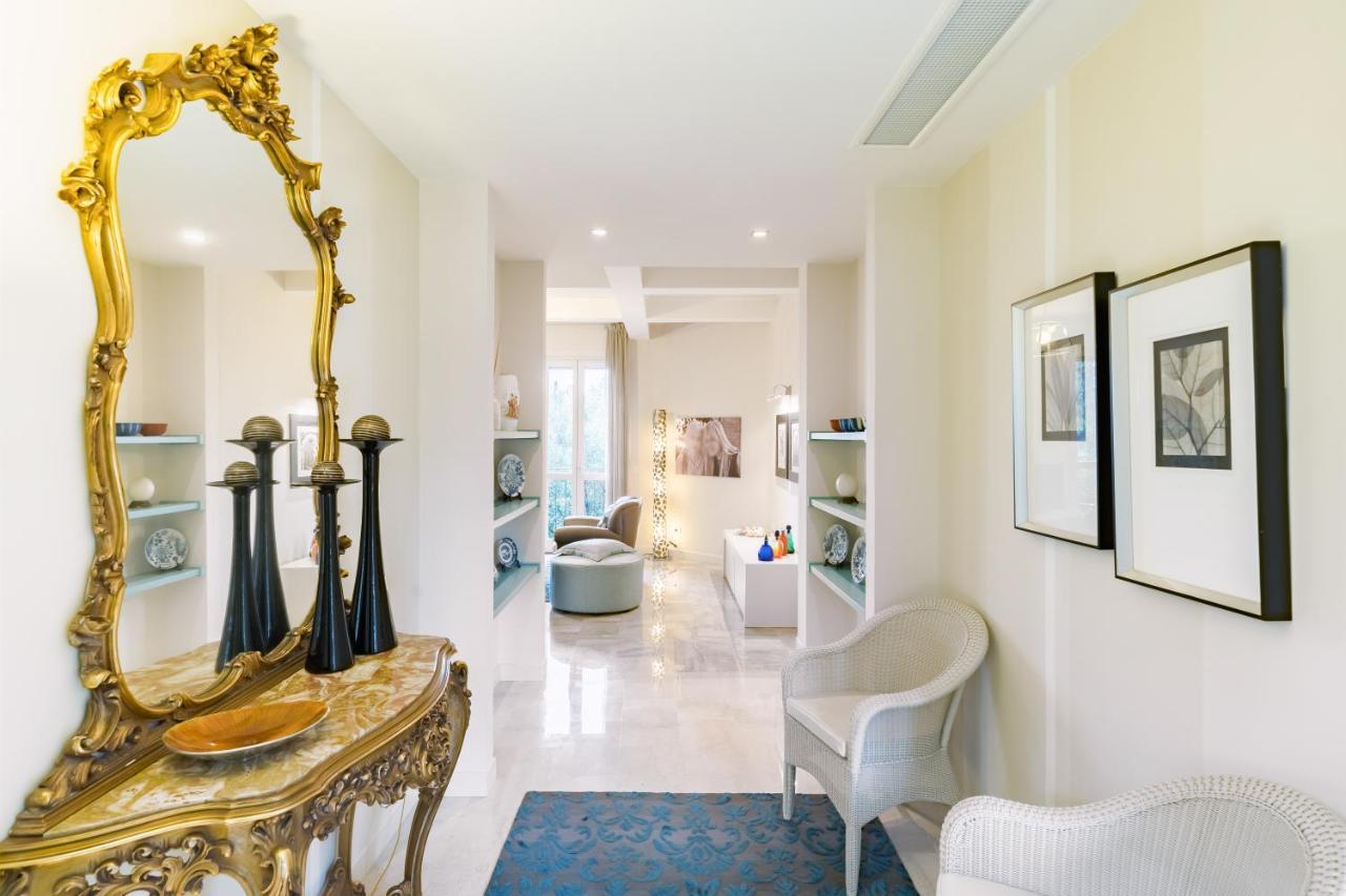 Residenza Al Vittoriale - By Host4U Apartamento Gardone Riviera Exterior foto