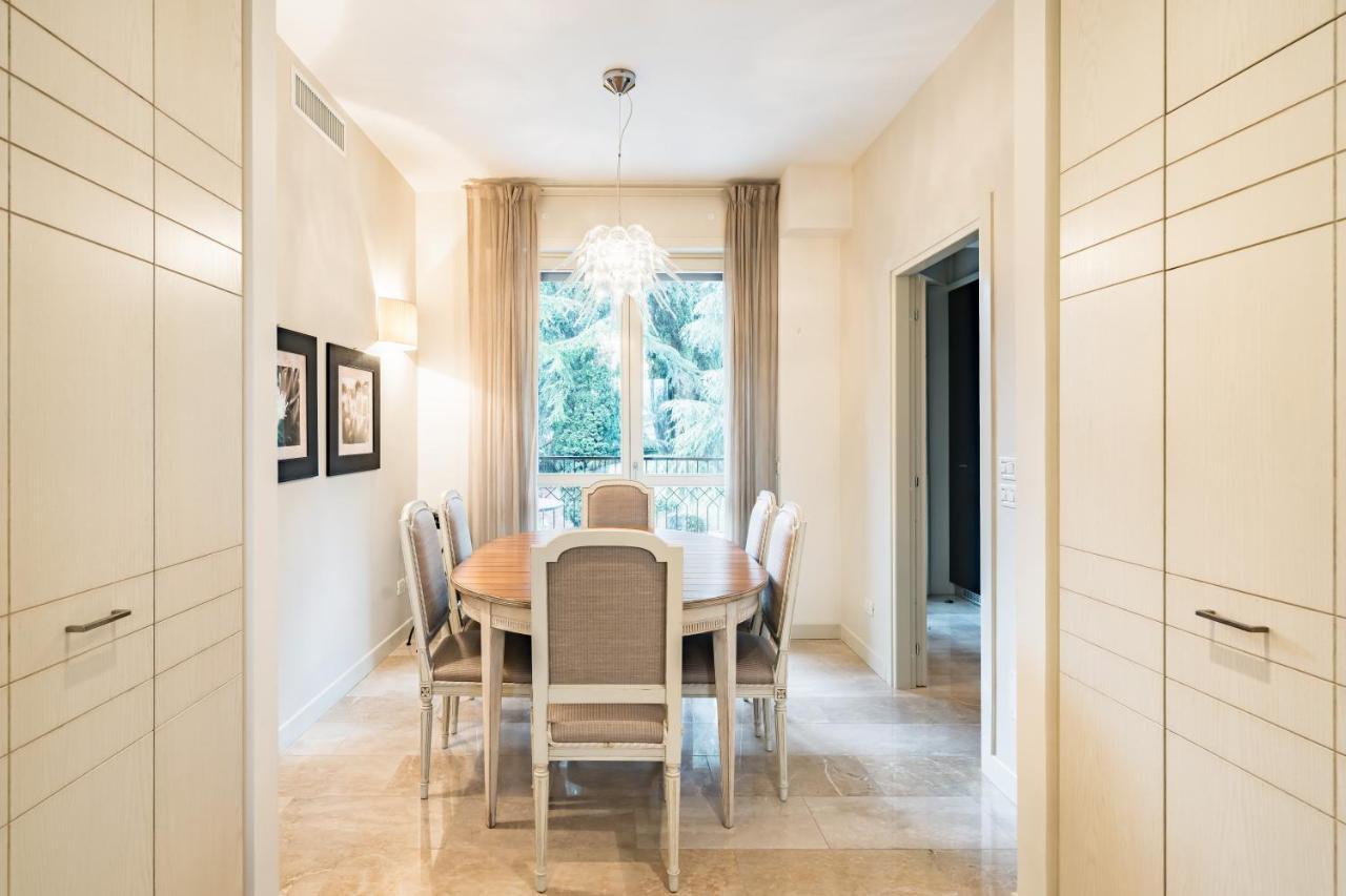 Residenza Al Vittoriale - By Host4U Apartamento Gardone Riviera Exterior foto